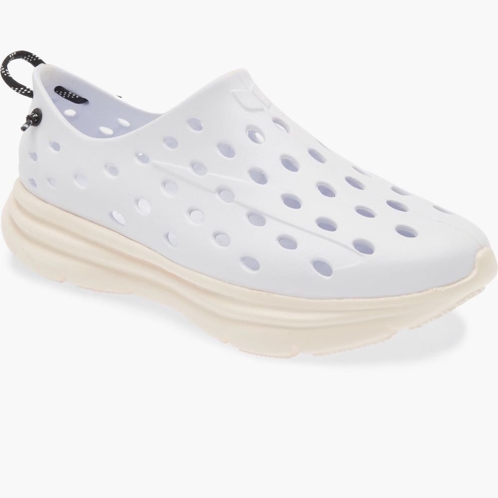Kane revive Slip-On recovery shoes